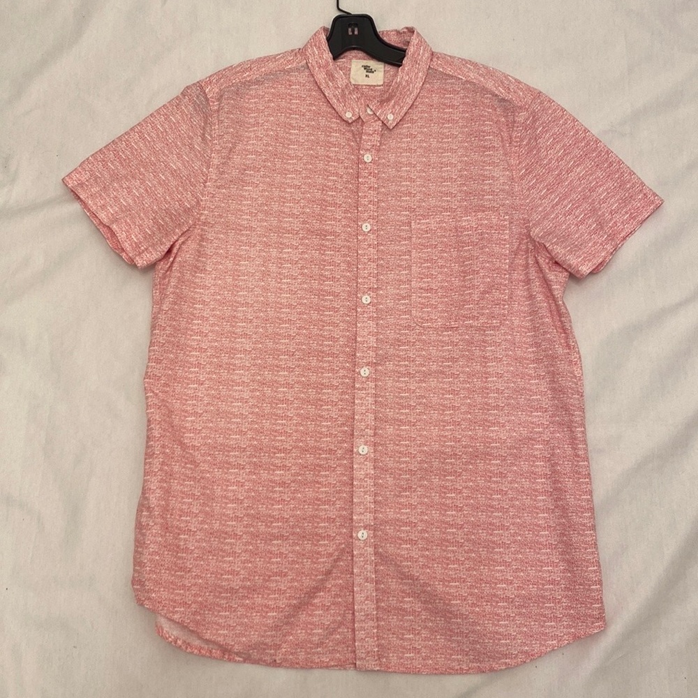 Short sleeve button shirt